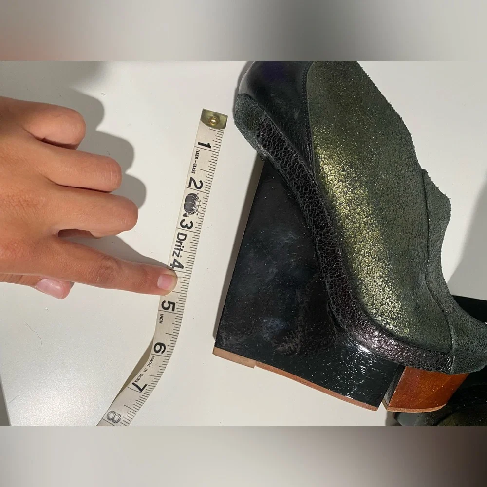 Finsk Leather Metallic Wooden Platform Heel 36 - Picture 10 of 11